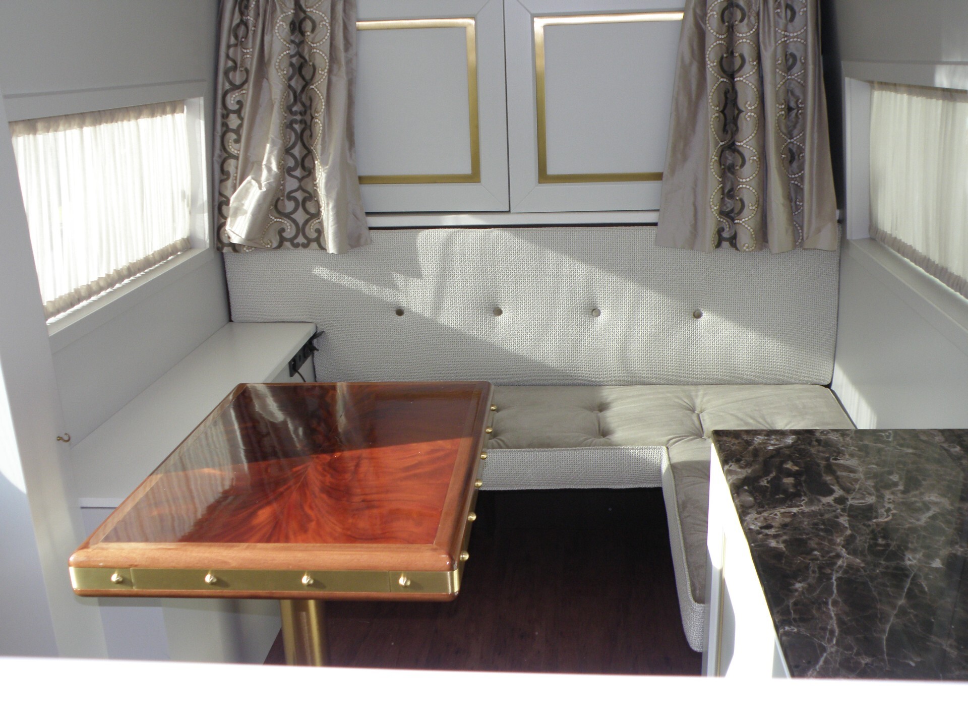 UFFICIO MOBILE LABORATORIO MOBILE