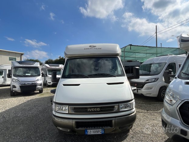 GIOTTILINE semintegrale con Garage