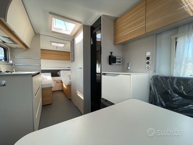 Adria Adora 542 UL letti gemelli