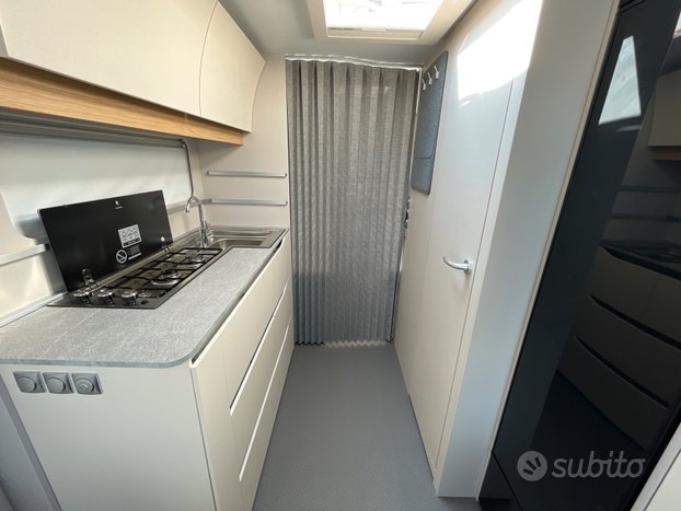 Adria Adora 542 UL letti gemelli