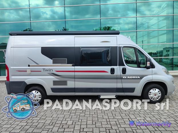 Van ADRIA TWIN 600 SP