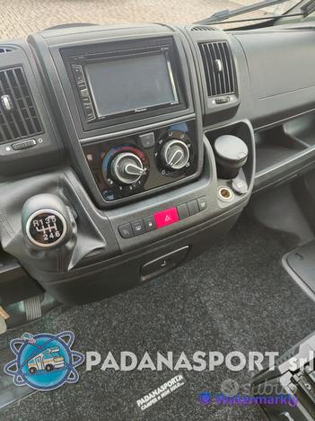 Van ADRIA TWIN 600 SP