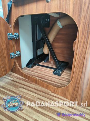 Van ADRIA TWIN 600 SP