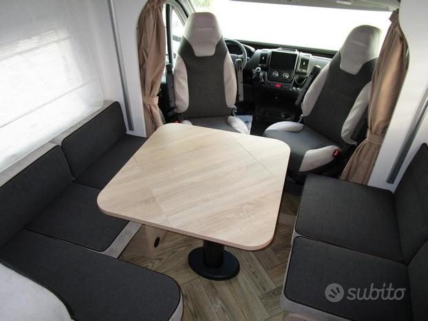 Chausson 724 5/6 posti 4000km garage + basculante