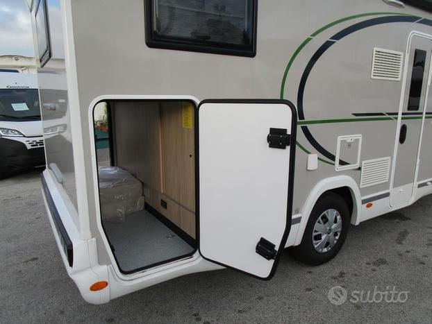 Chausson 724 5/6 posti 4000km garage + basculante