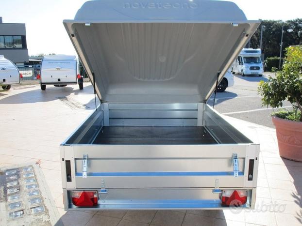 Rimorchio leggero e compatto con coperchio in ABS