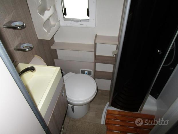 Profilato Chausson unico 6+1 letti con Basculante 