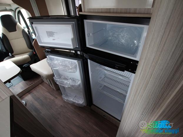 Camper Semintegrale 5 posti Elnagh T-Loft 530