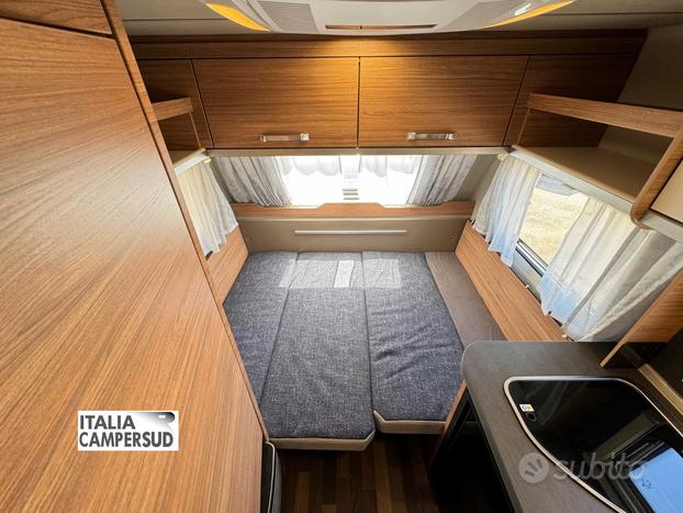 Caravan Weinsberg CaraOne 400 LK Con 4 Posti Letto