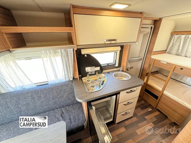 Caravan Weinsberg CaraOne 400 LK Con 4 Posti Letto