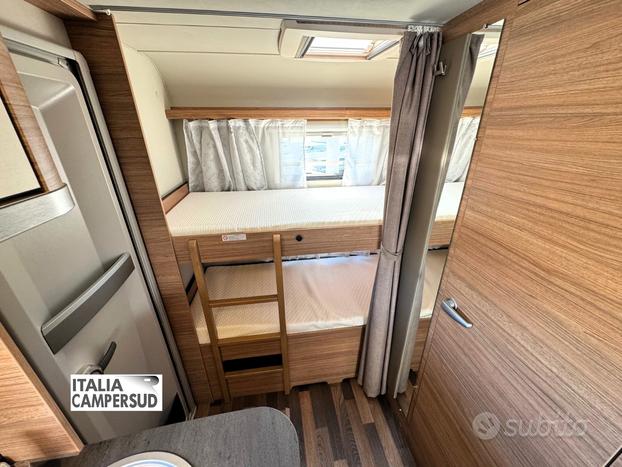 Caravan Weinsberg CaraOne 400 LK Con 4 Posti Letto