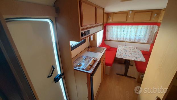 Caravan Lander 474 B 1985