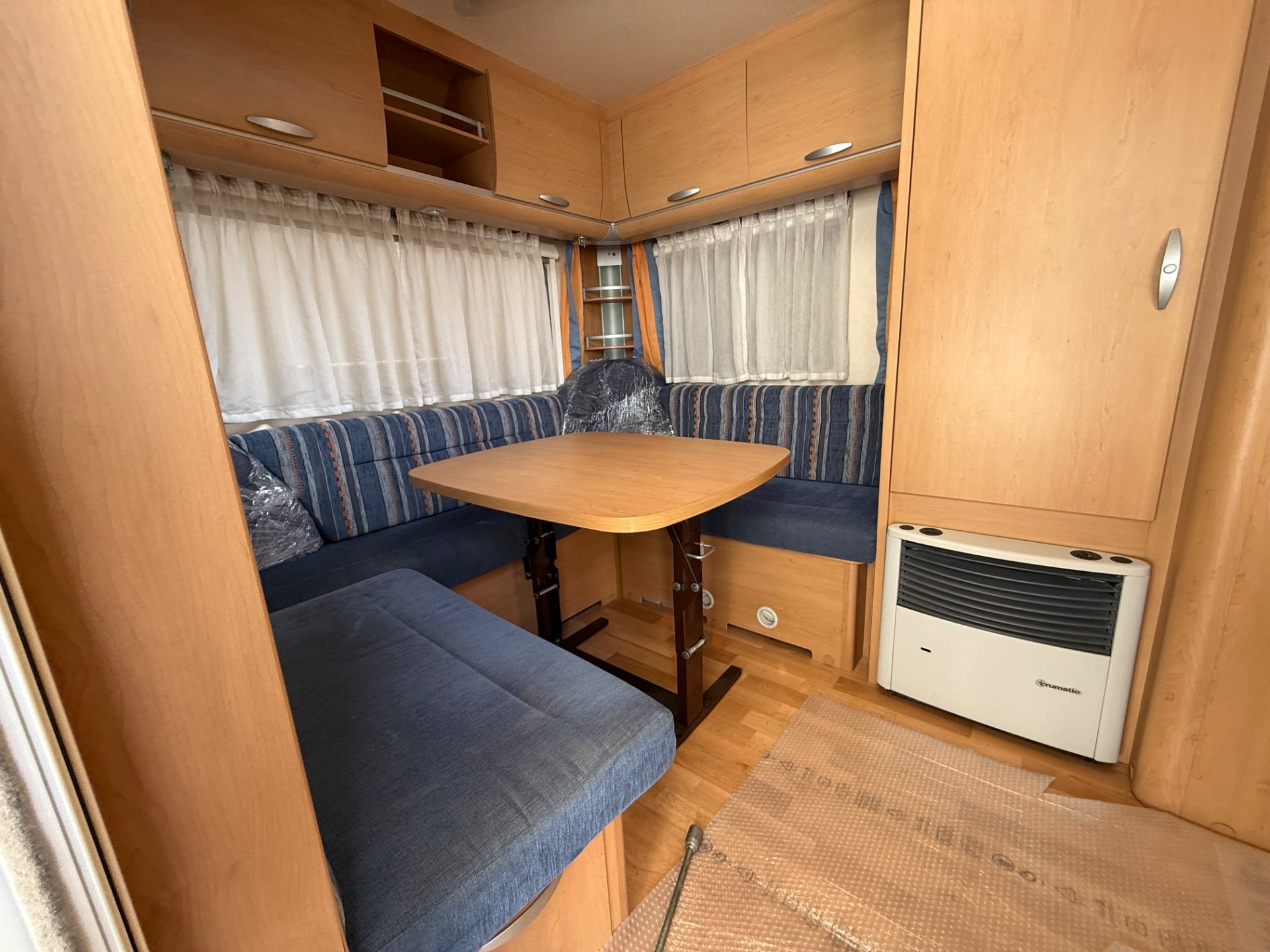 KNAUS SUDWIND