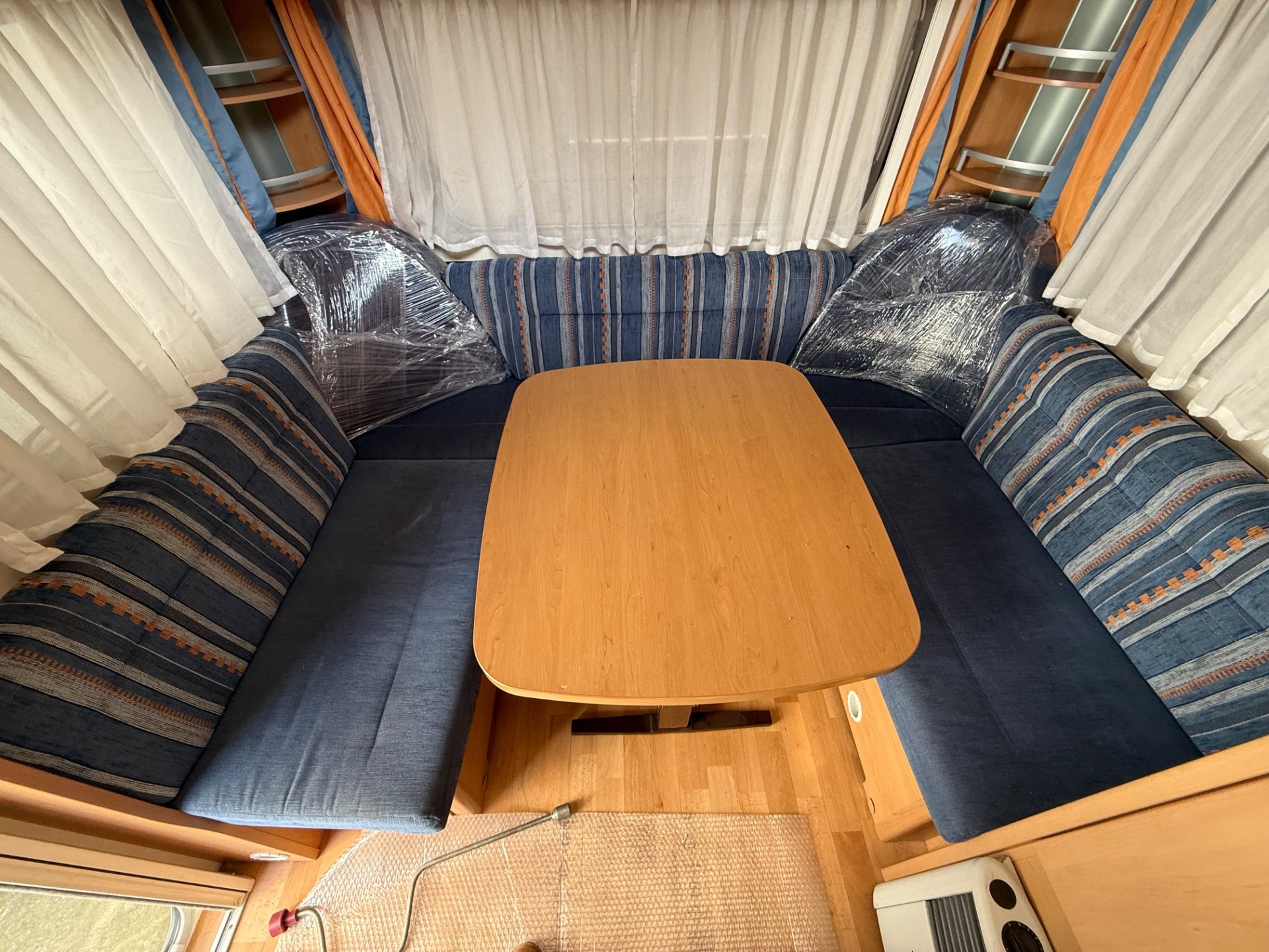 KNAUS SUDWIND