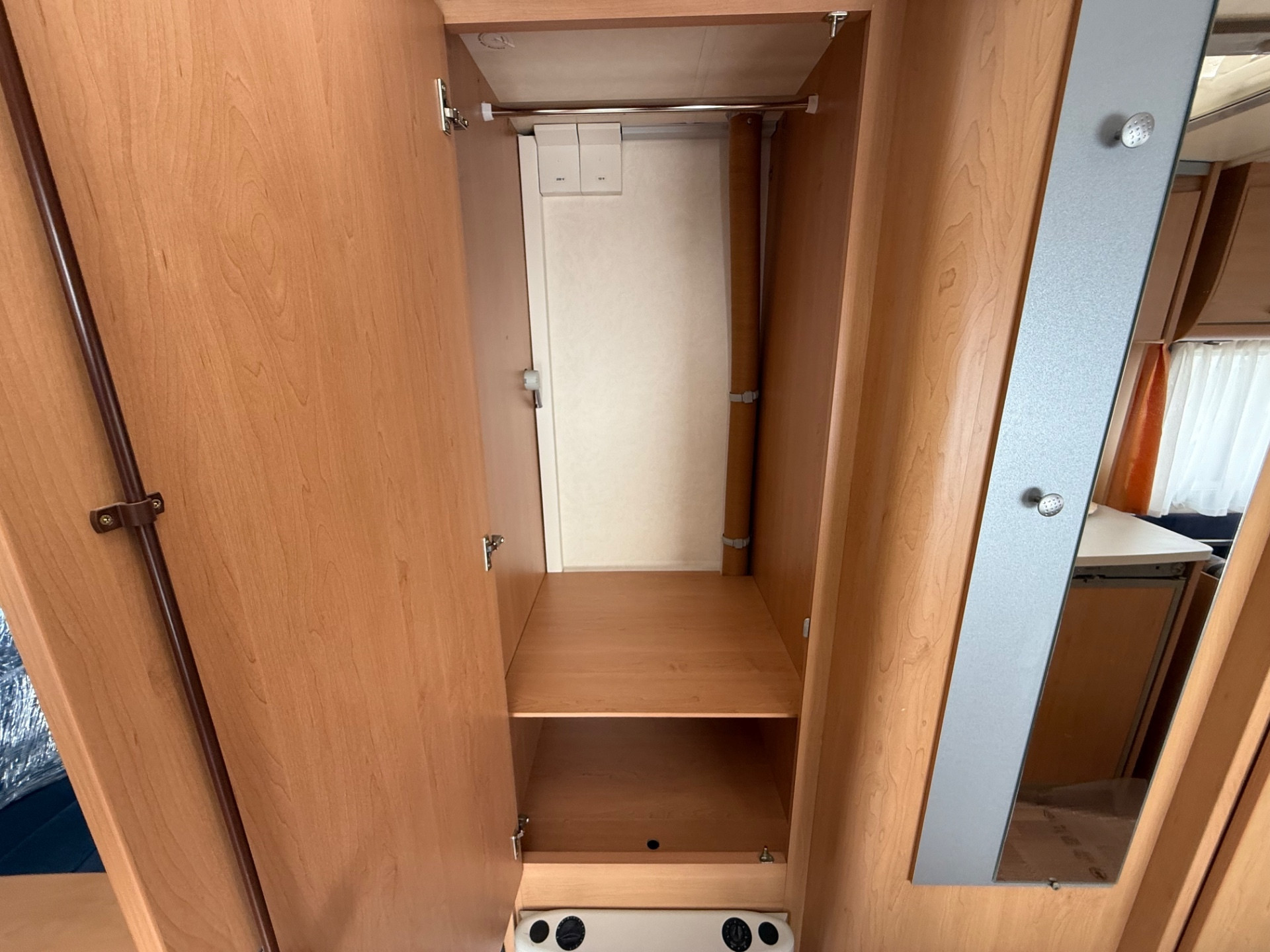 KNAUS SUDWIND
