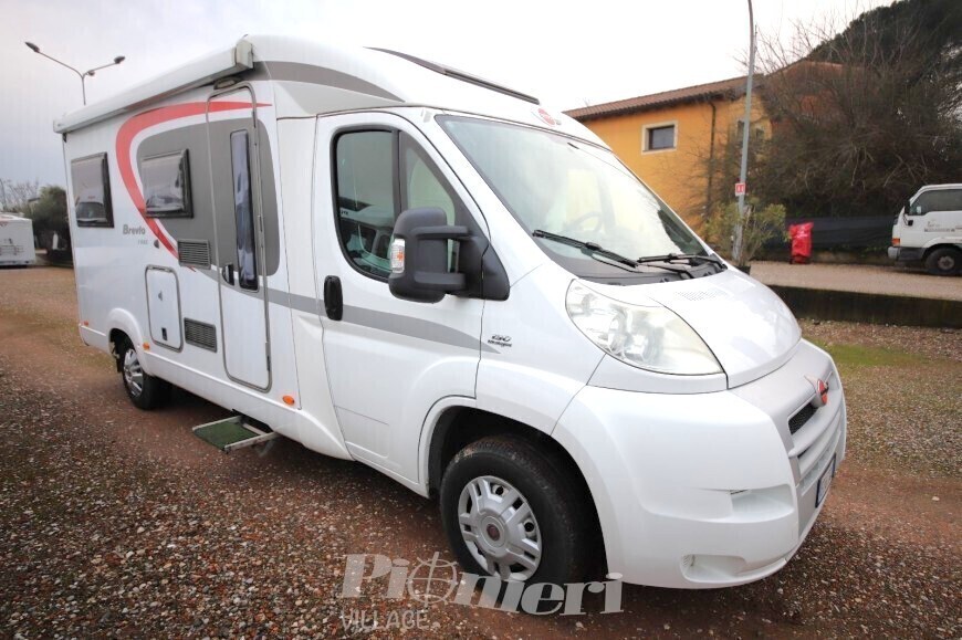 SEMINTEGRALE BURSTNER BREVIO T645