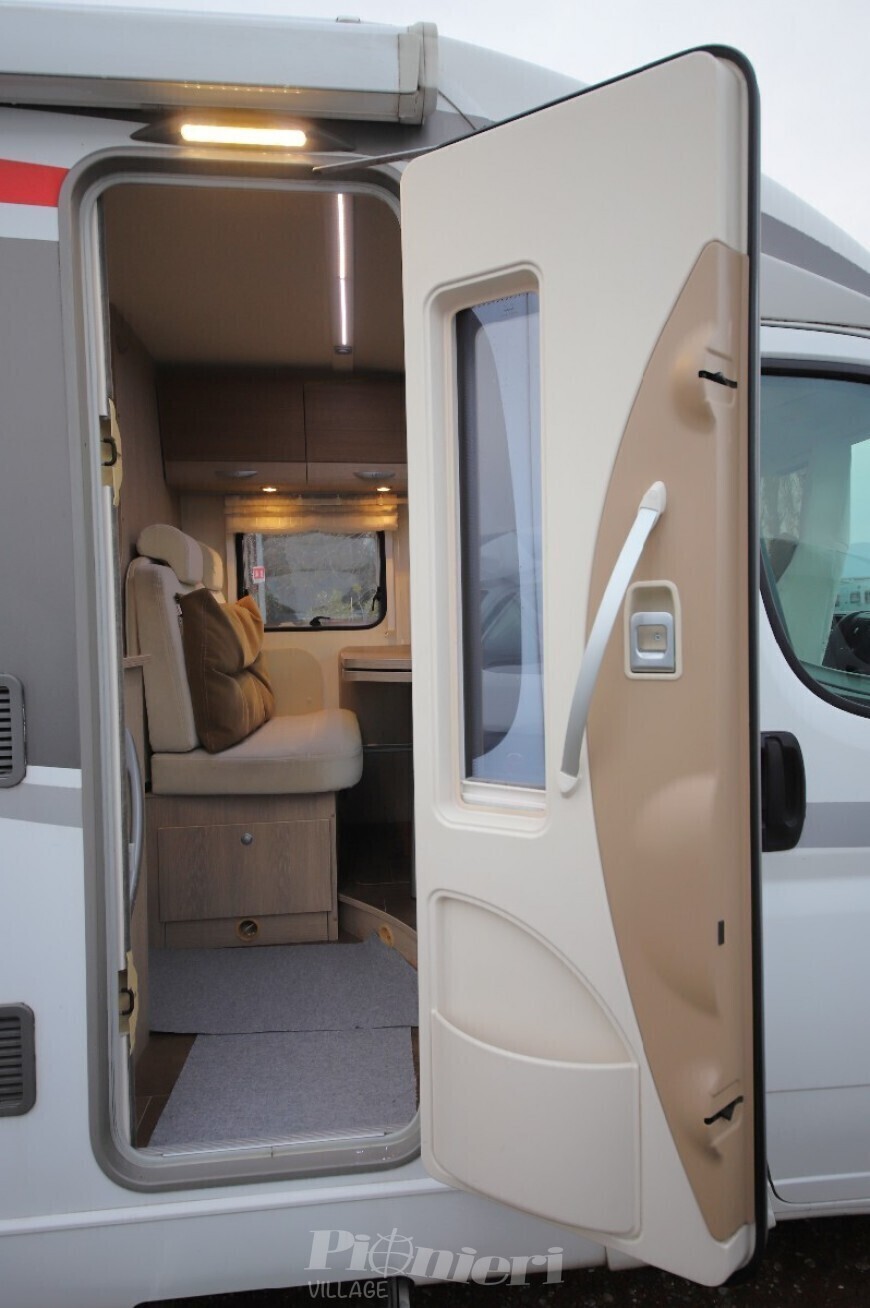 SEMINTEGRALE BURSTNER BREVIO T645