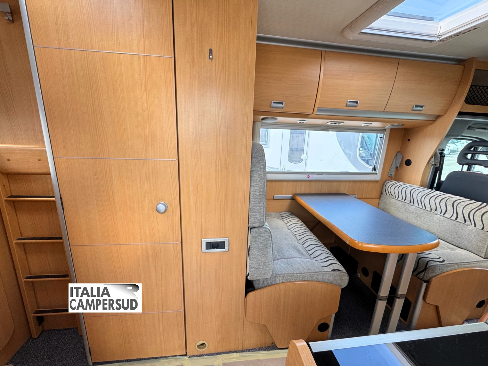 Camper Laika Kreos 3010 Semintegrale Fiat Ducato d