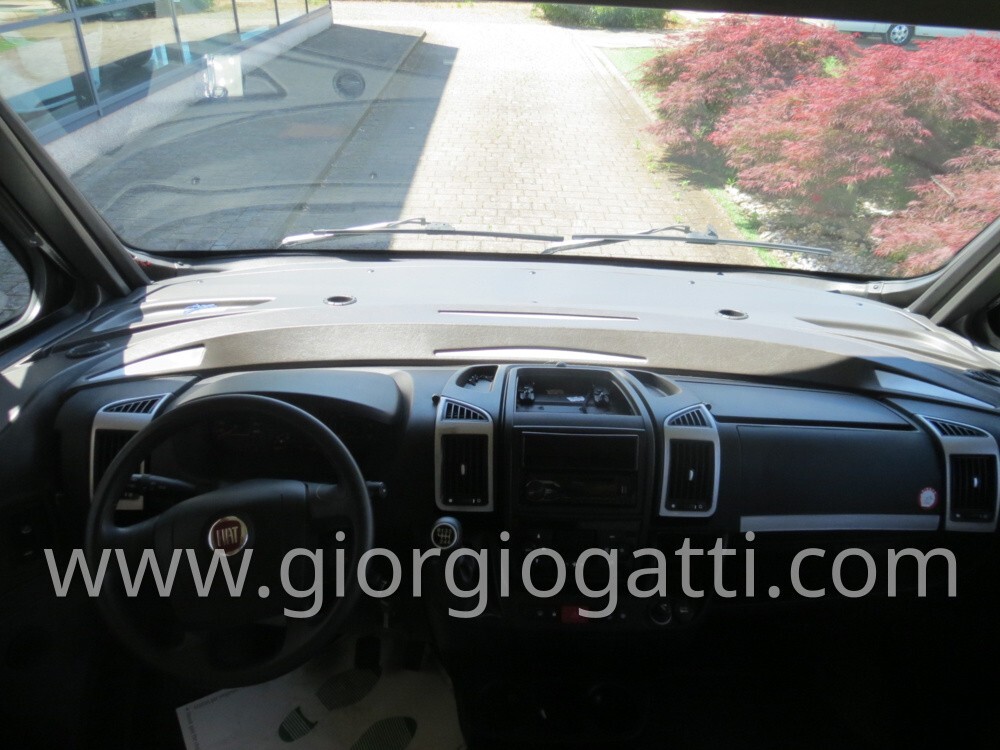 CAMPER MOTORHOME LAIKA ECOVIP 691 LETTI CASTELLO