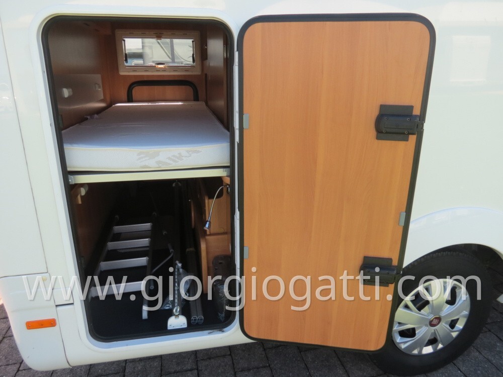 CAMPER MOTORHOME LAIKA ECOVIP 691 LETTI CASTELLO