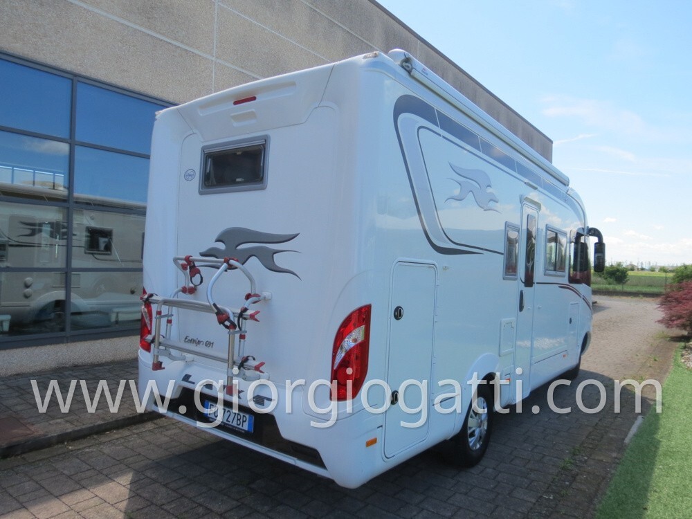 CAMPER MOTORHOME LAIKA ECOVIP 691 LETTI CASTELLO