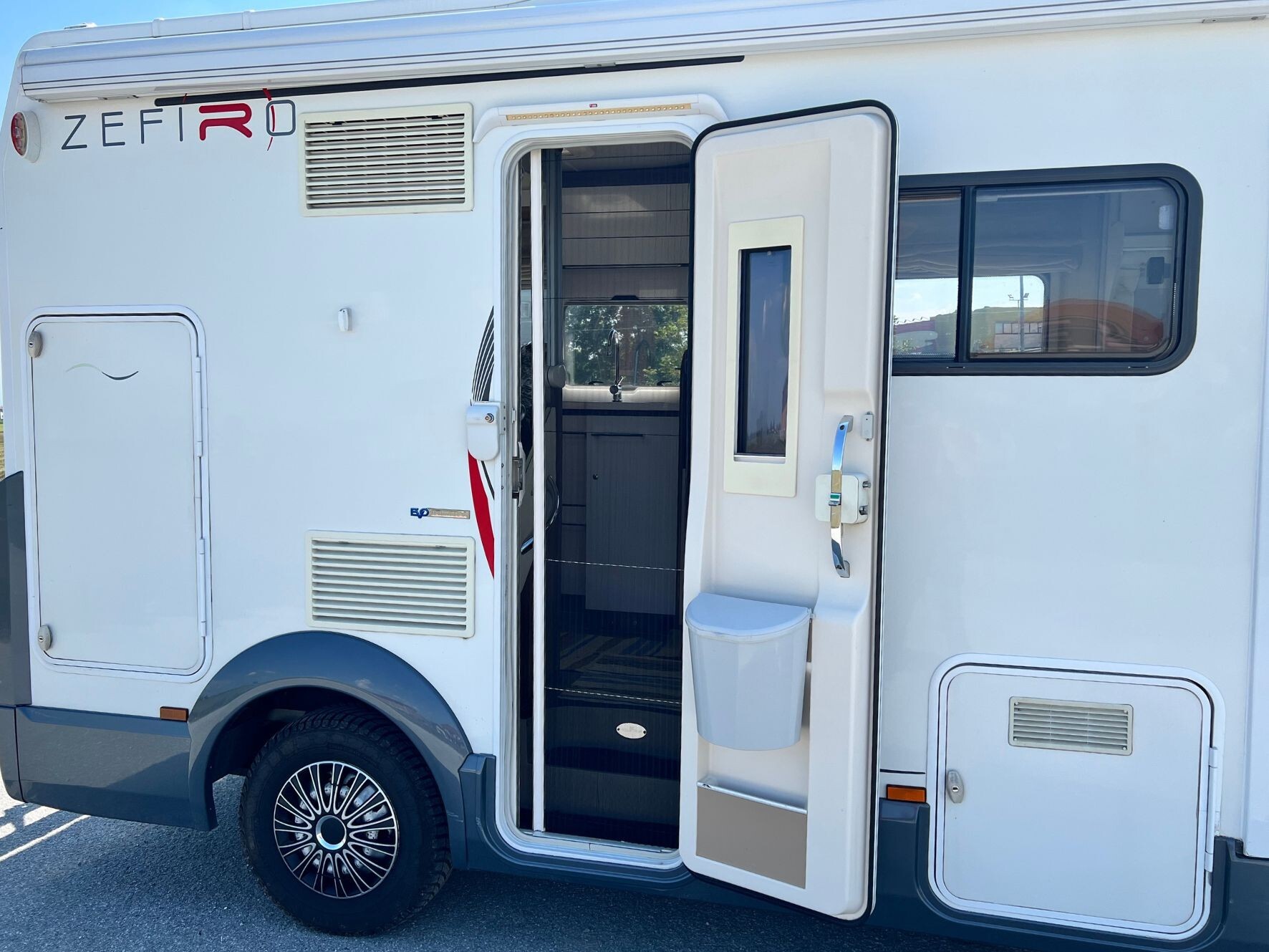 ROLLER TEAM ZEFIRO 235 TL