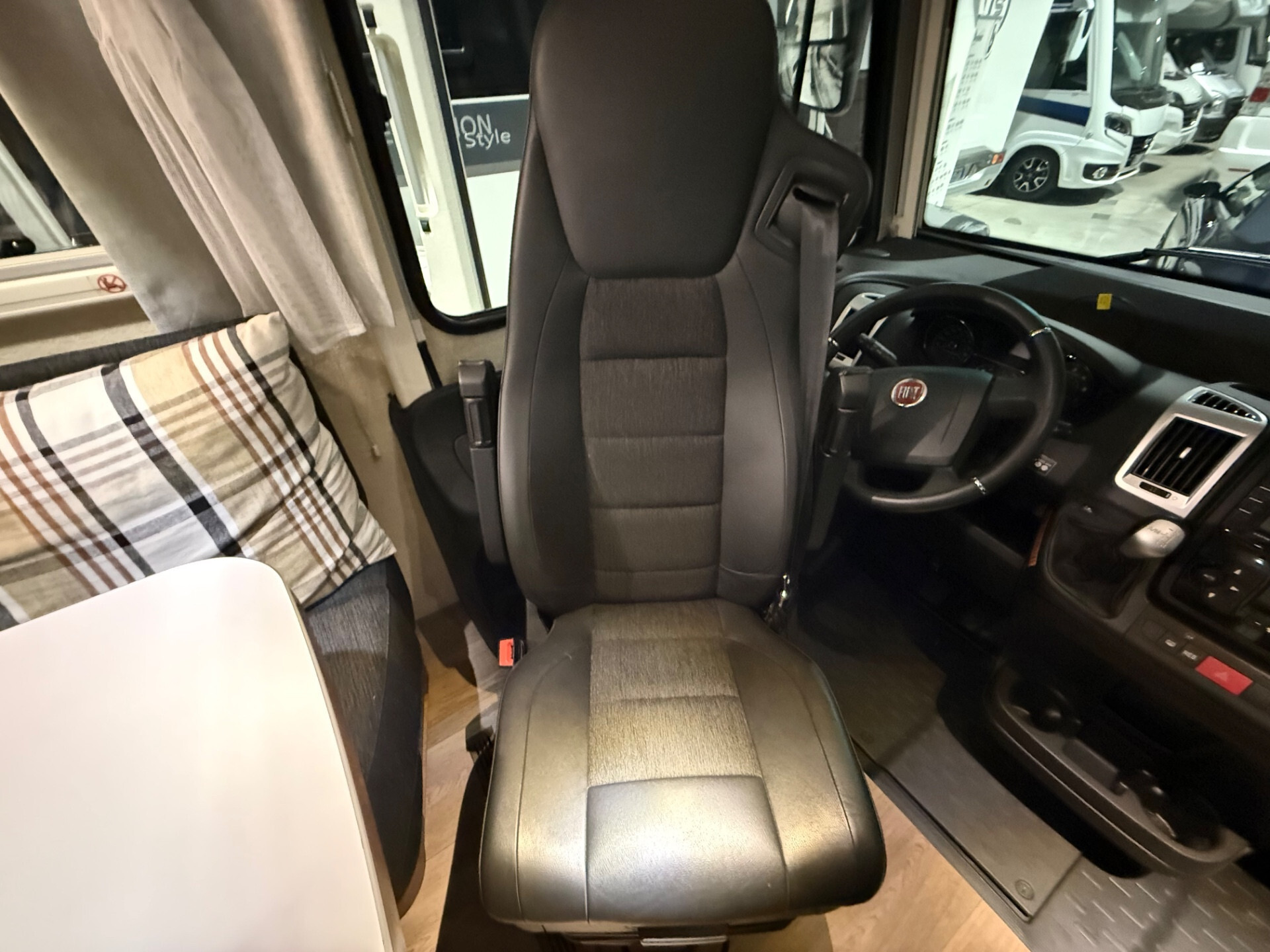 Niesmann arto 76L