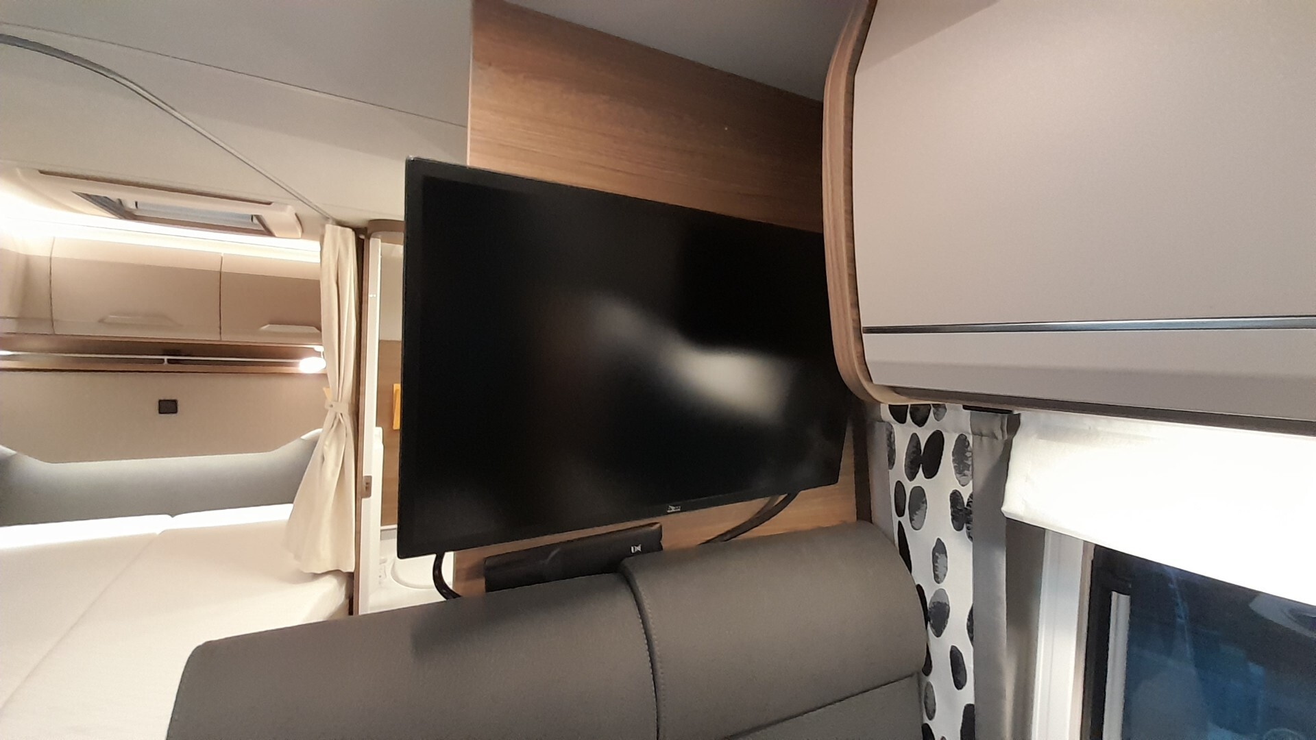 KNAUS VAN TI 550 MF VANSATION SEMINTEGRALE COMPATT