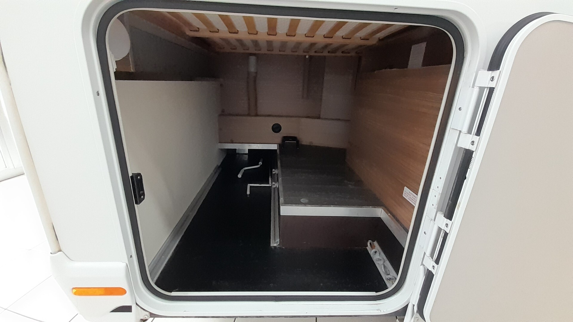 KNAUS VAN TI 550 MF VANSATION SEMINTEGRALE COMPATT