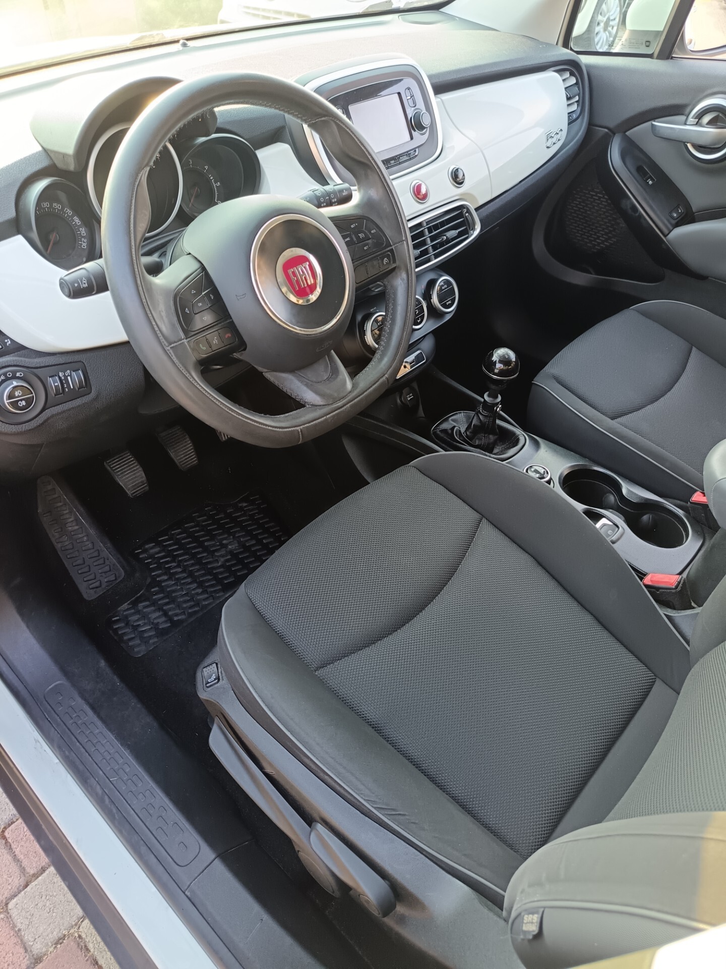 Fiat 500X 2015 nga Italia