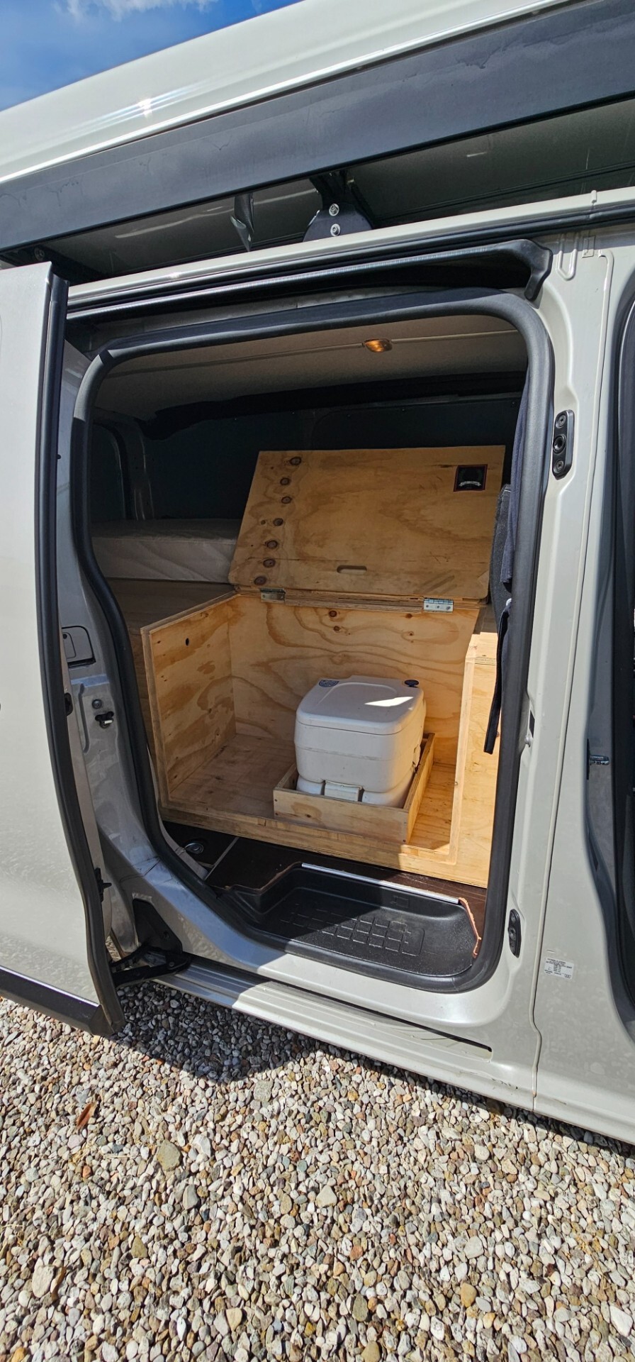 AUTOCARRO CAMPERIZZATO CITROEN JUMPY