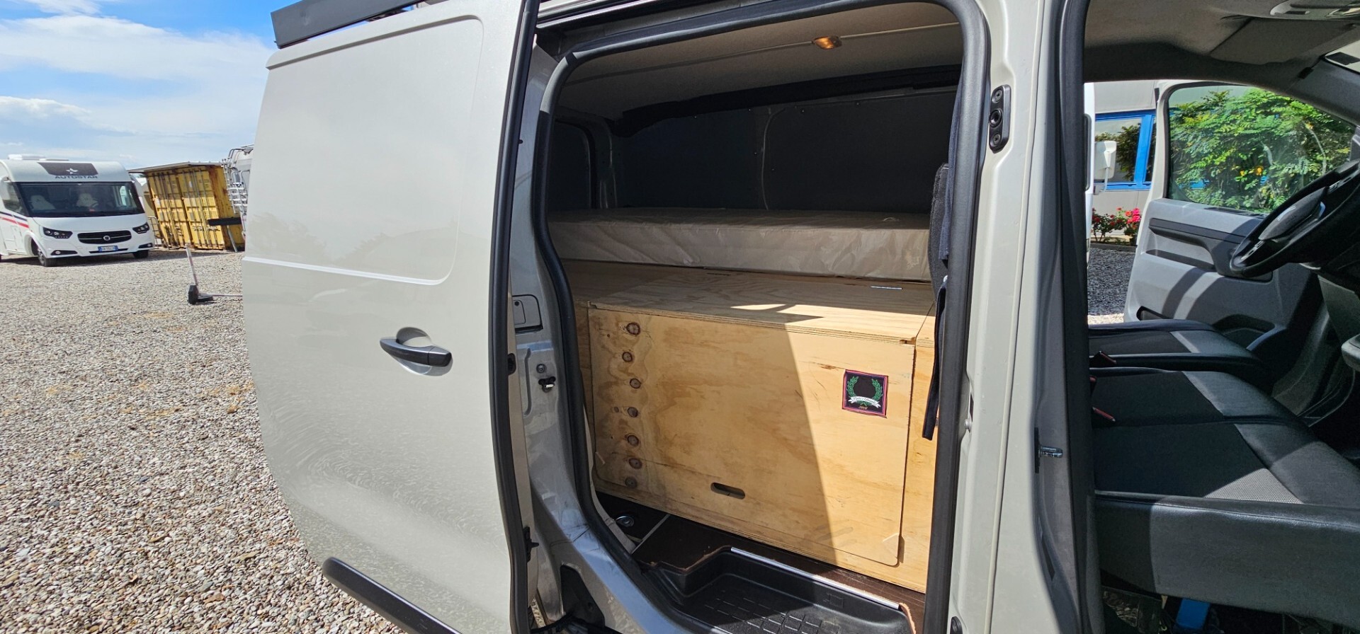 AUTOCARRO CAMPERIZZATO CITROEN JUMPY