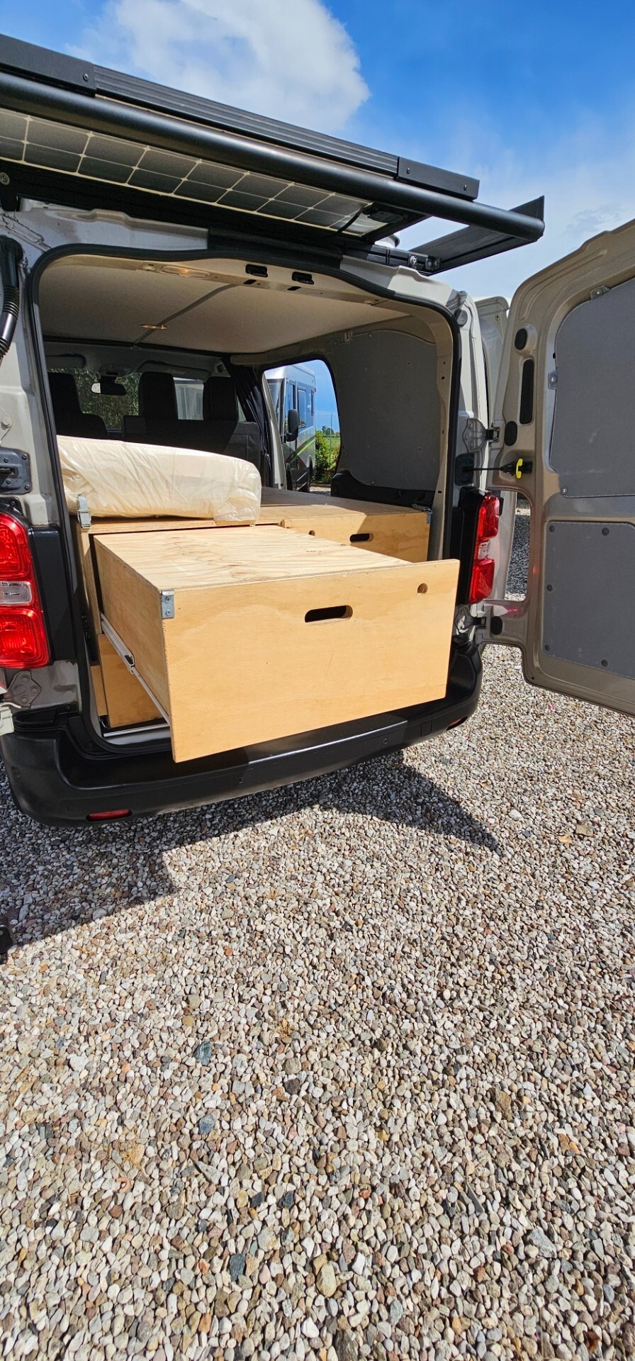 AUTOCARRO CAMPERIZZATO CITROEN JUMPY