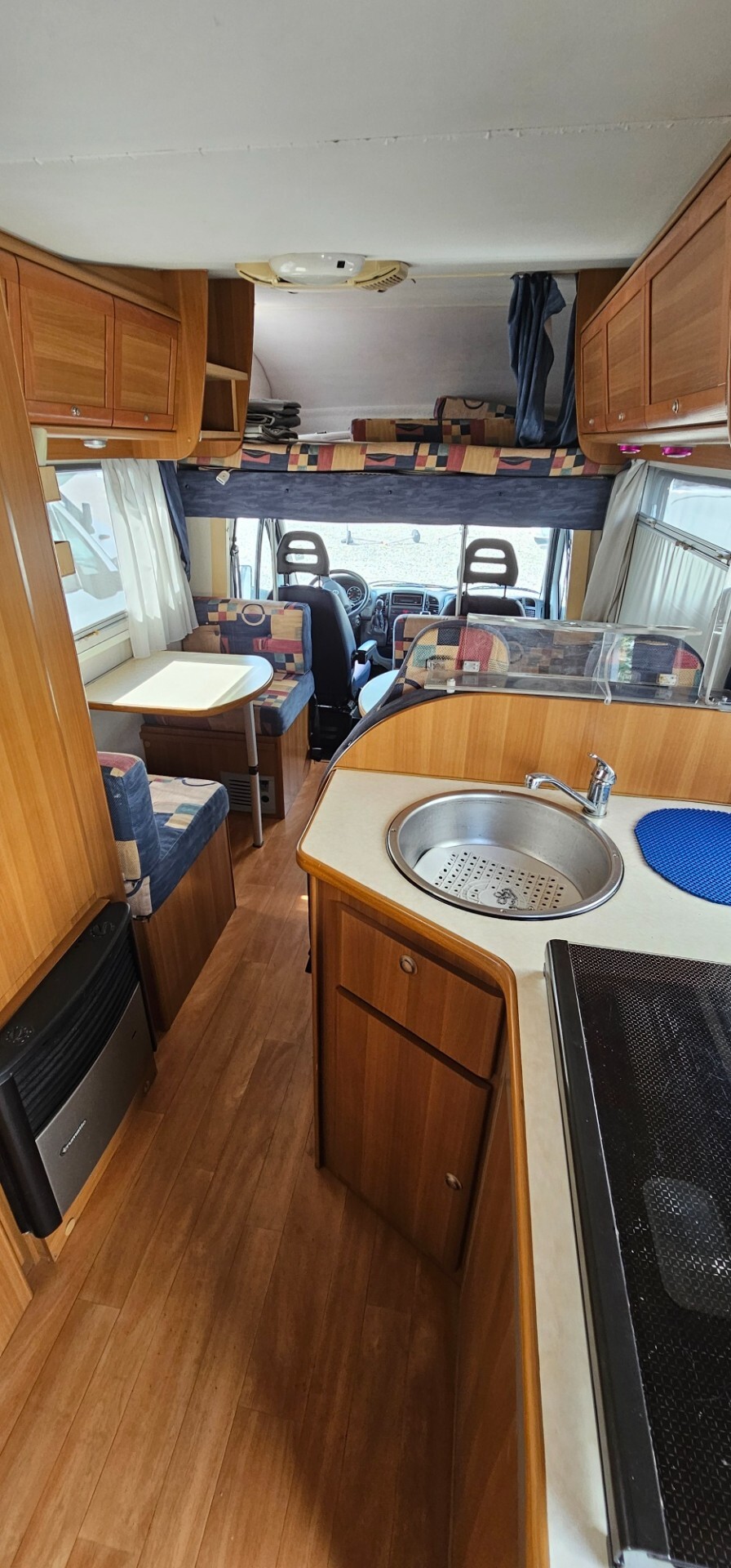 AUTOCARAVN AUTO ROLLER 7