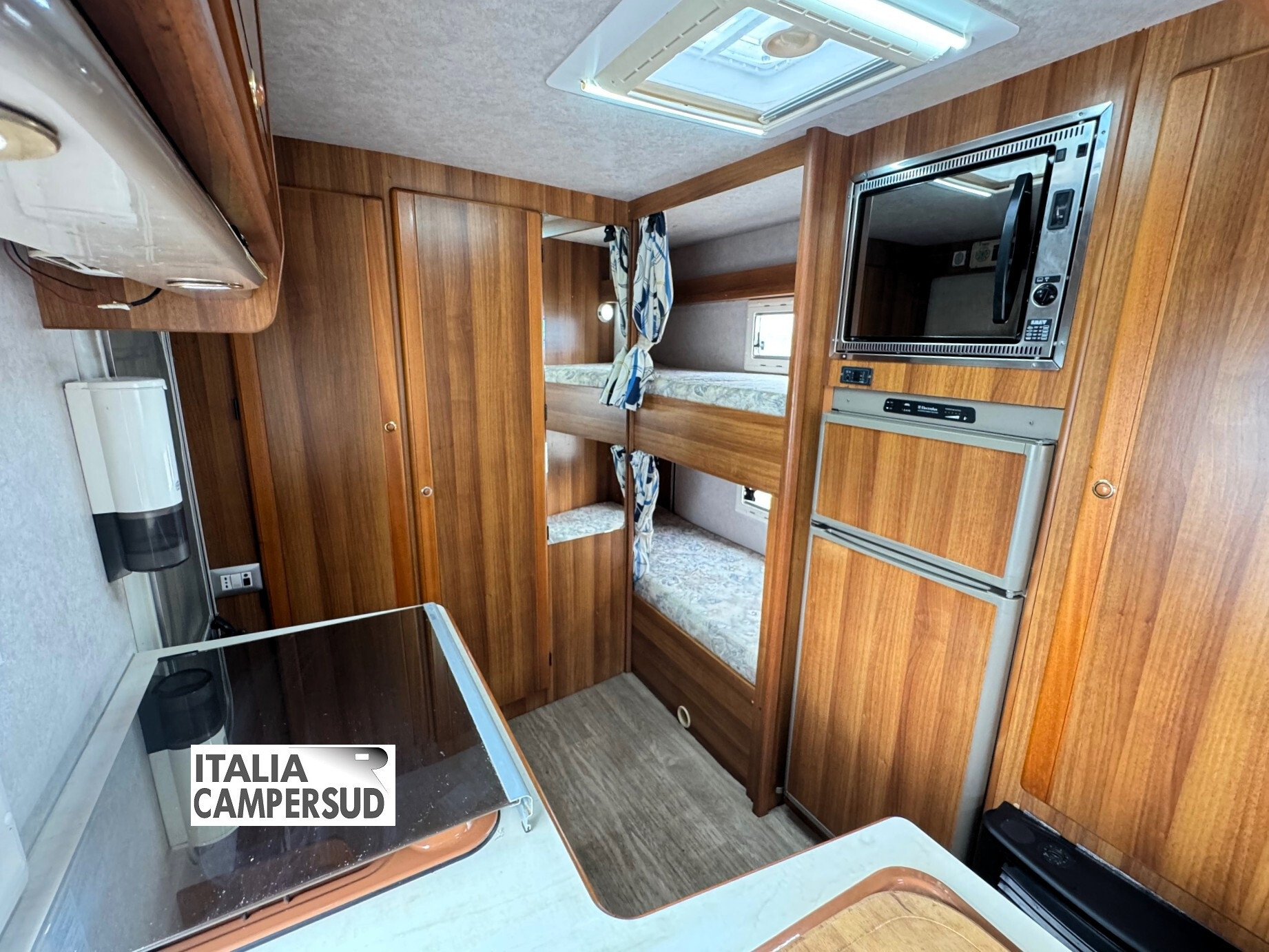 Camper Rimor SuperBrig 728 Mansardato Mercedes Del