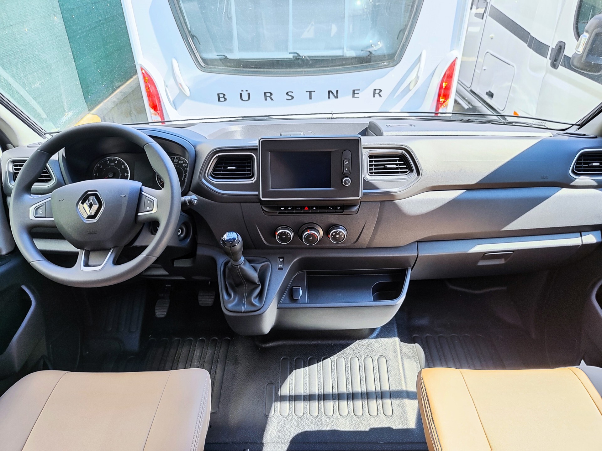 Burstner Delfin C 621 - Furgonato con letti gemell
