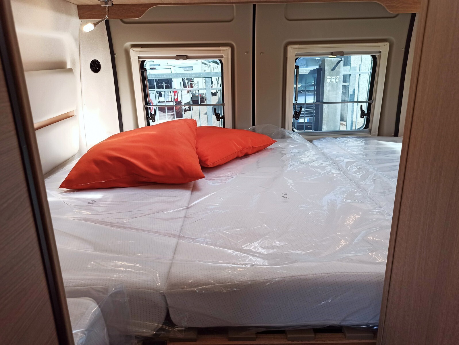 Laika Ecovip 600 - Furgonato 2 posti letto