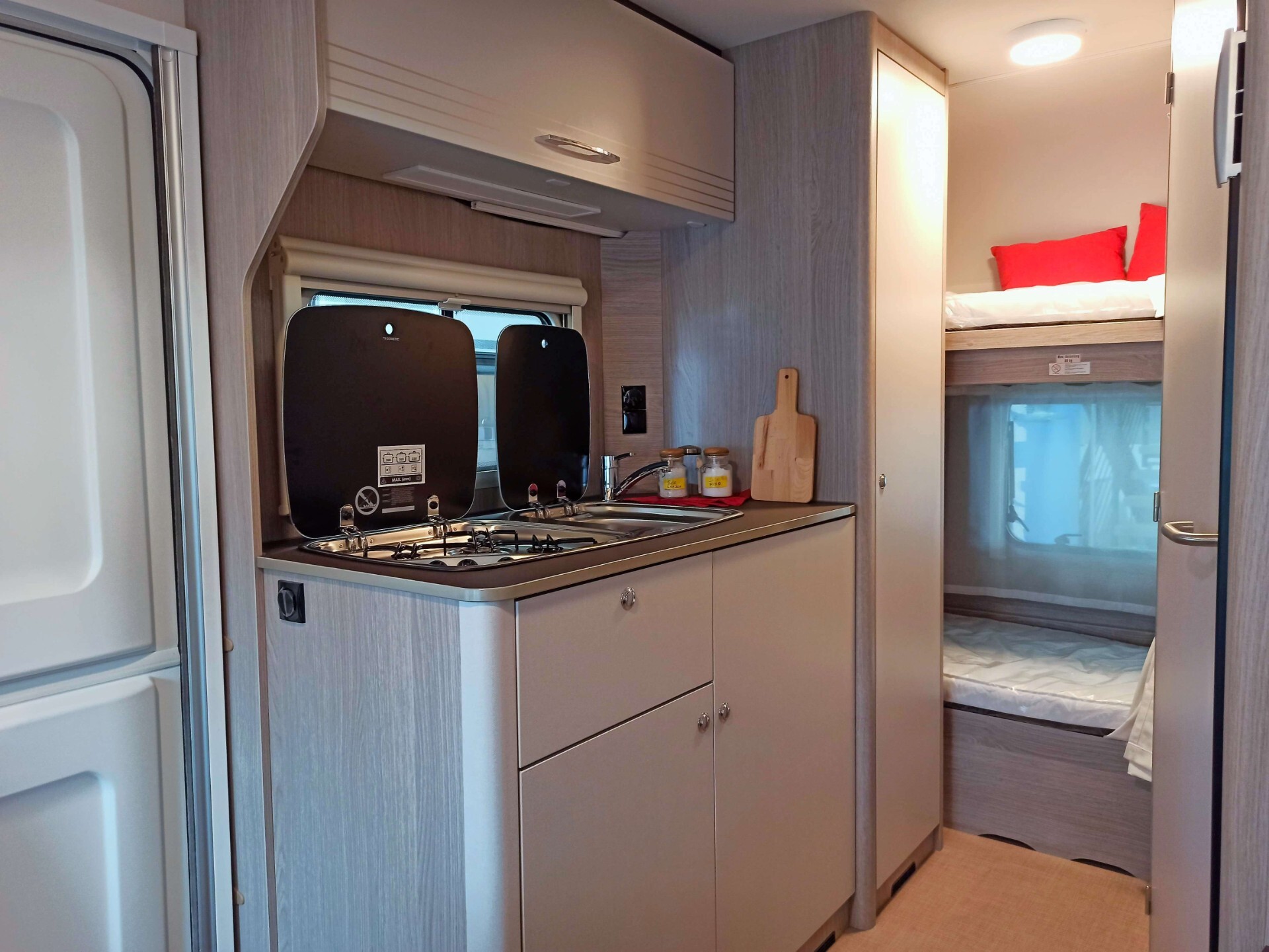 Burstner Premio Life 415 TK - Caravan compatta