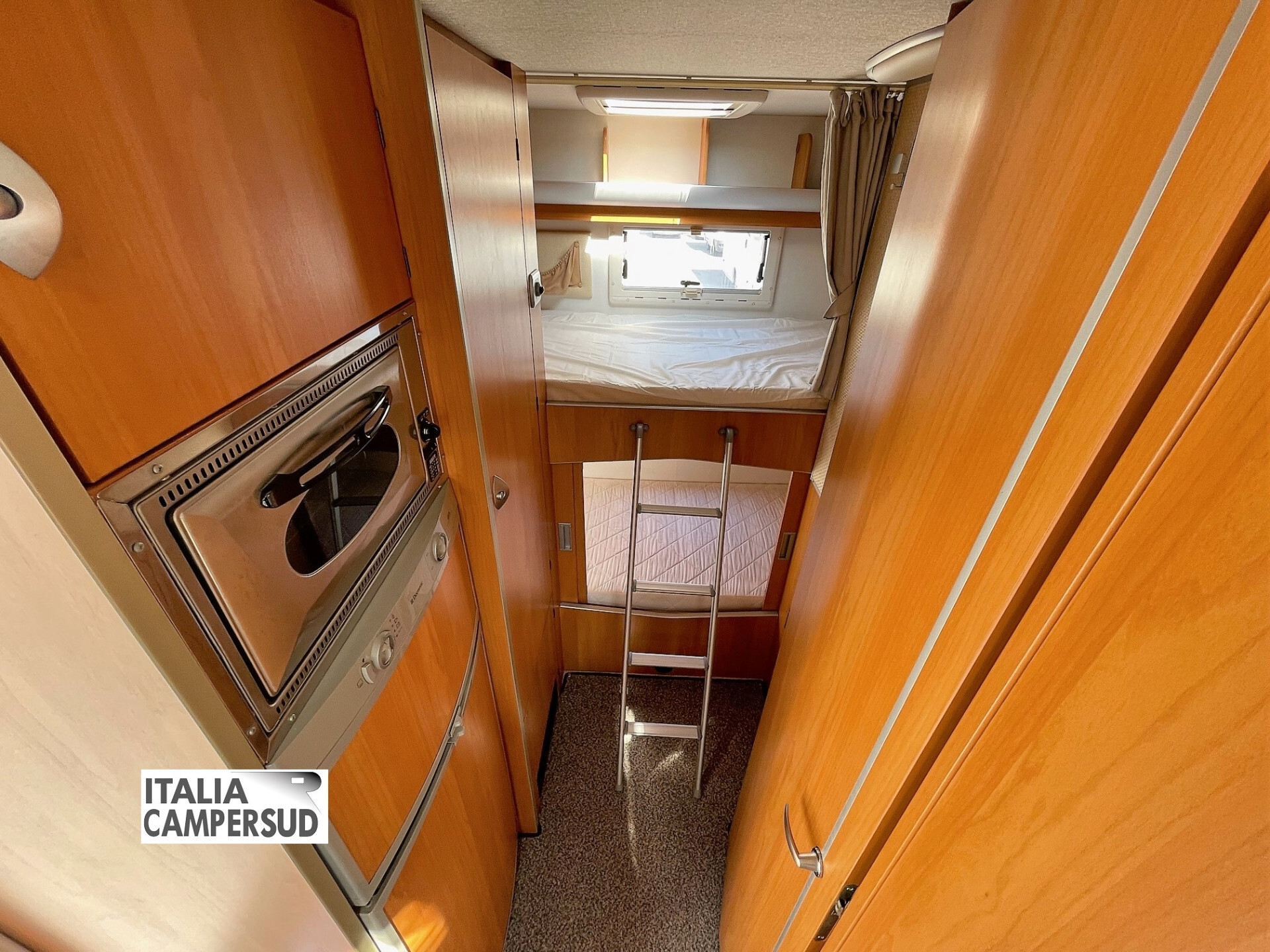 Camper Laika Ecovip 8 Mansardato Fiat Ducato Del 2