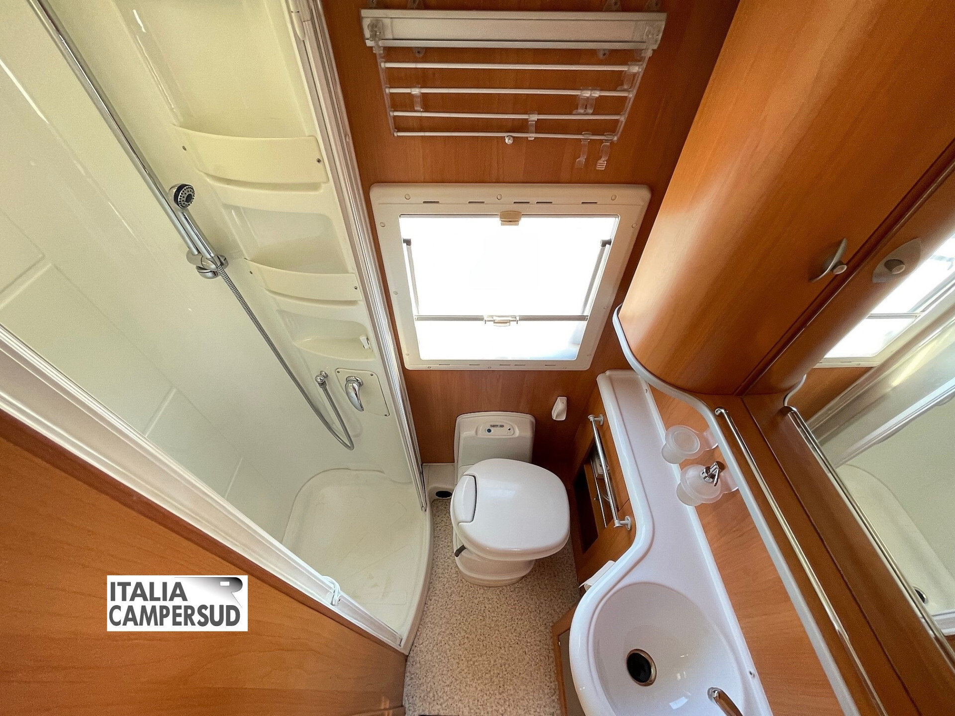 Camper Laika Ecovip 8 Mansardato Fiat Ducato Del 2