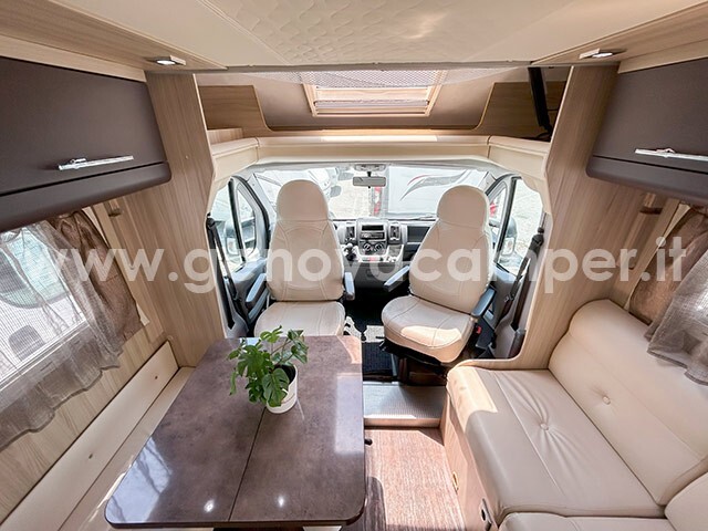 CI X-Til Semintegrale letto basculante e letti a c