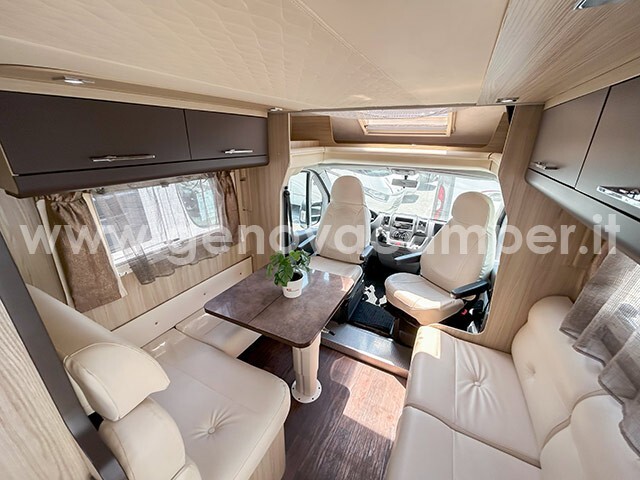 CI X-Til Semintegrale letto basculante e letti a c