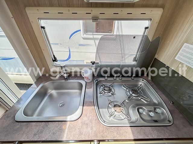 CI X-Til Semintegrale letto basculante e letti a c