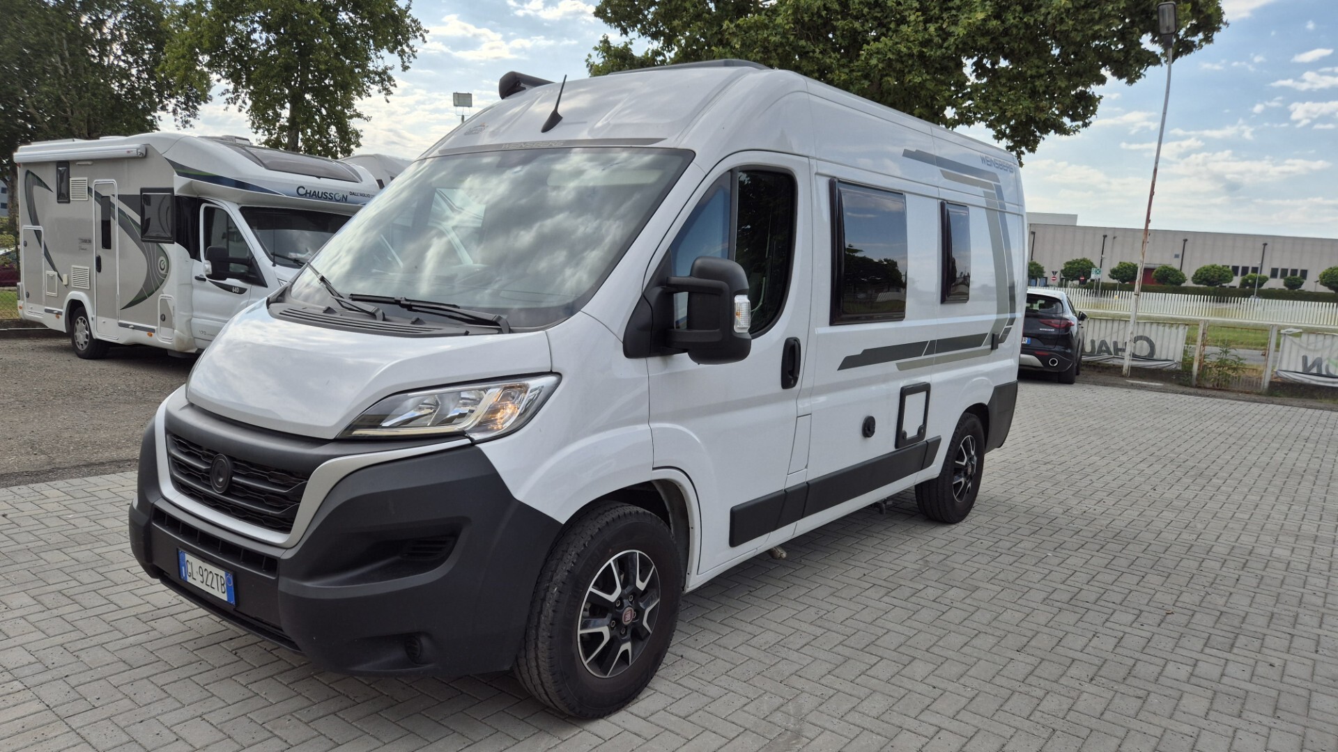 WEINSBERG CARATOUR 540