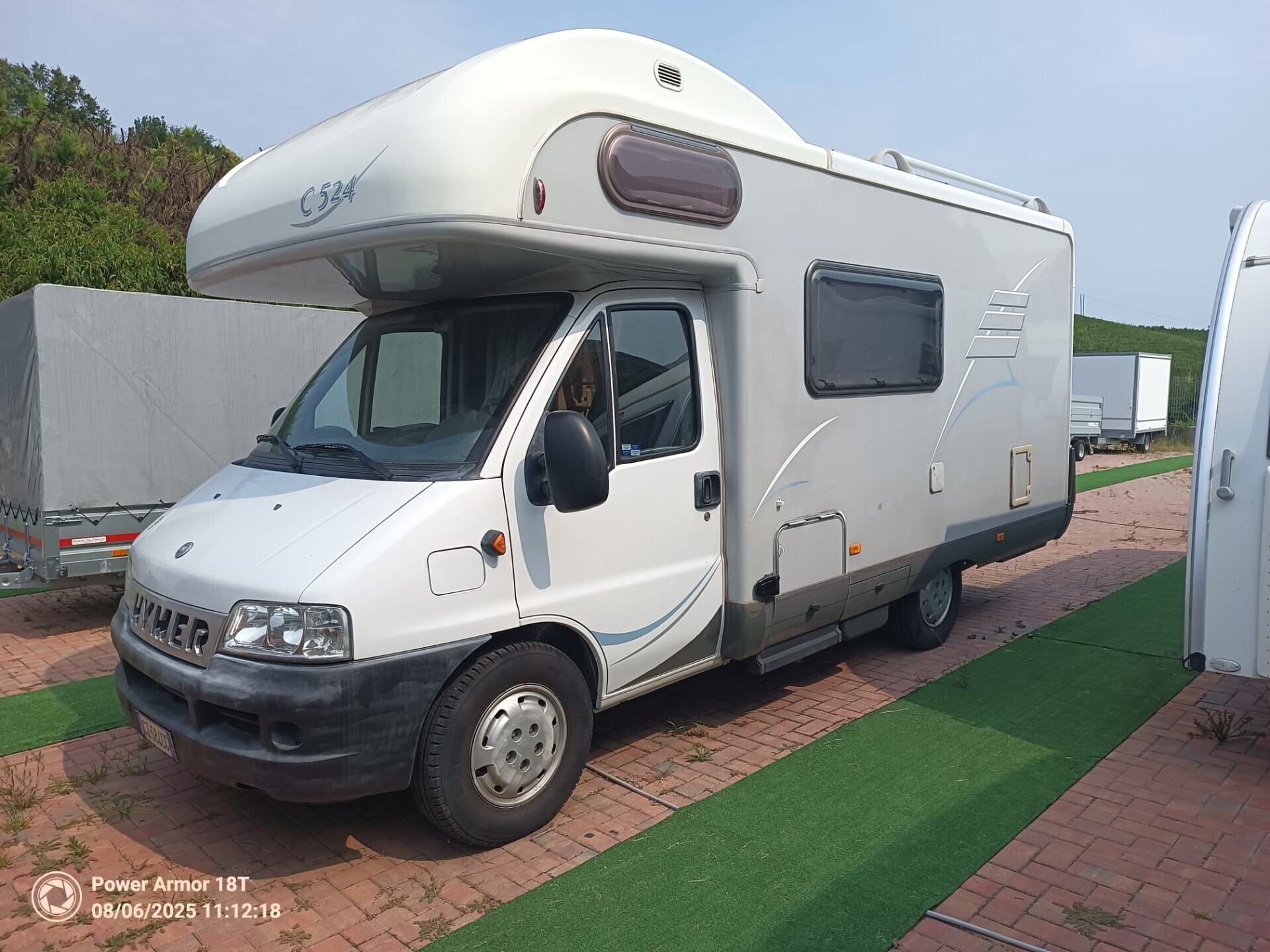 Hymer C 524 mansardato