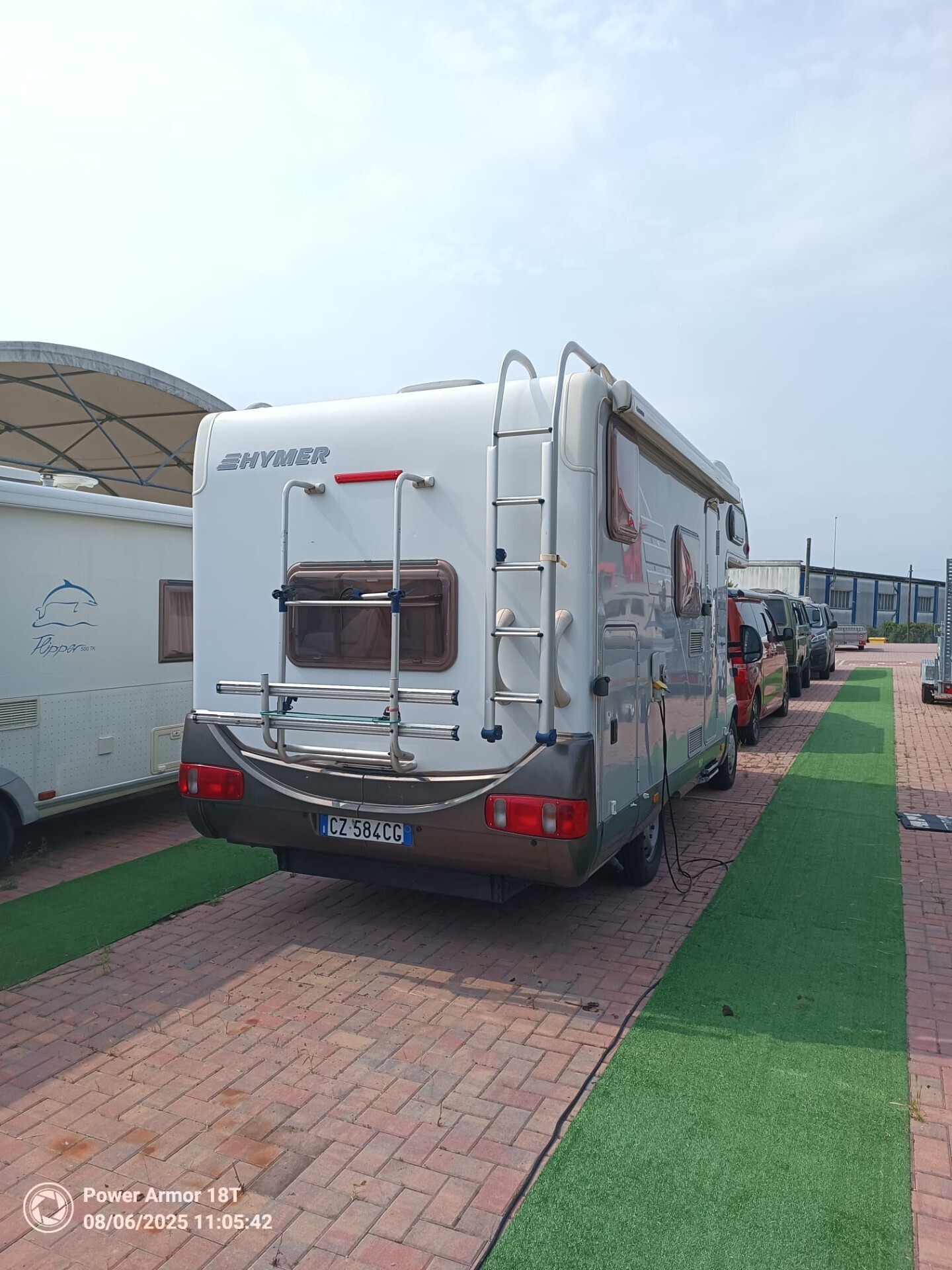 Hymer C 524 mansardato