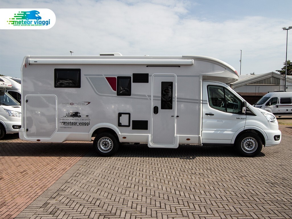 Camper Semintegrale 4 posti Roller Team Kronos 265