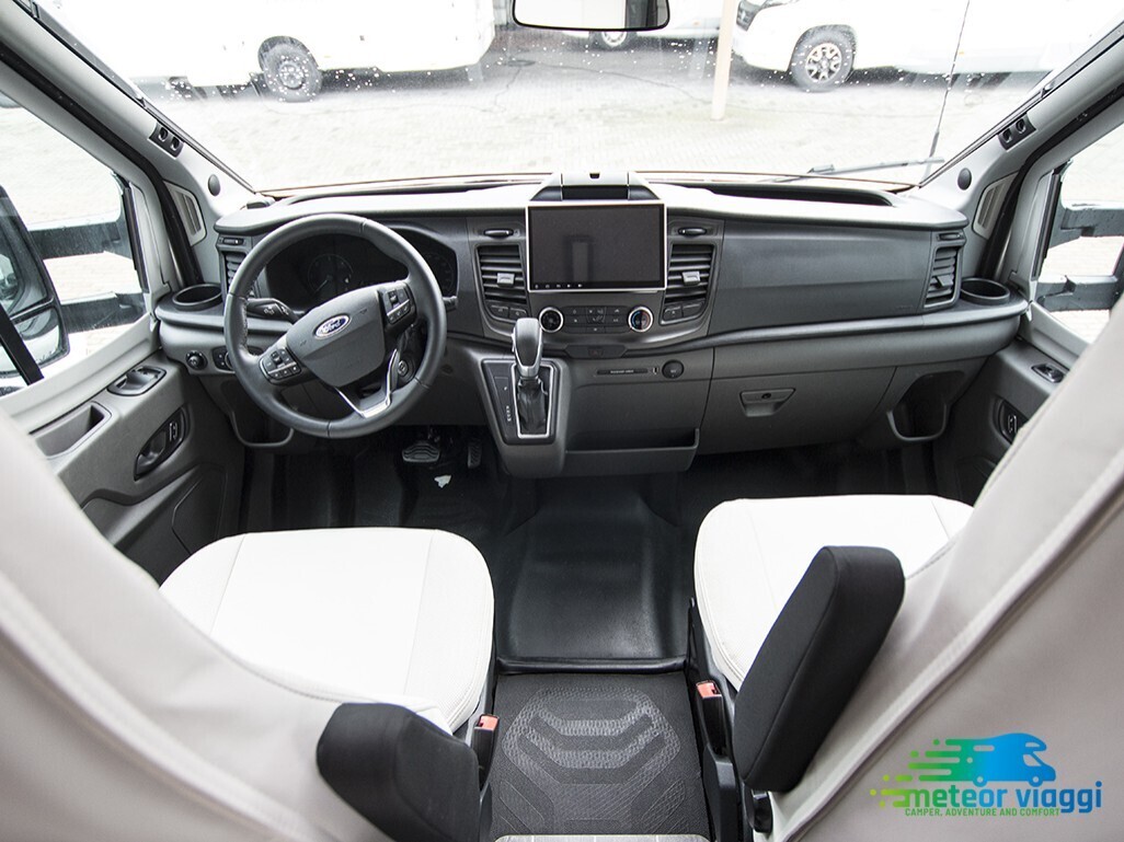 Camper Semintegrale 5 posti Roller Team Kronos 284