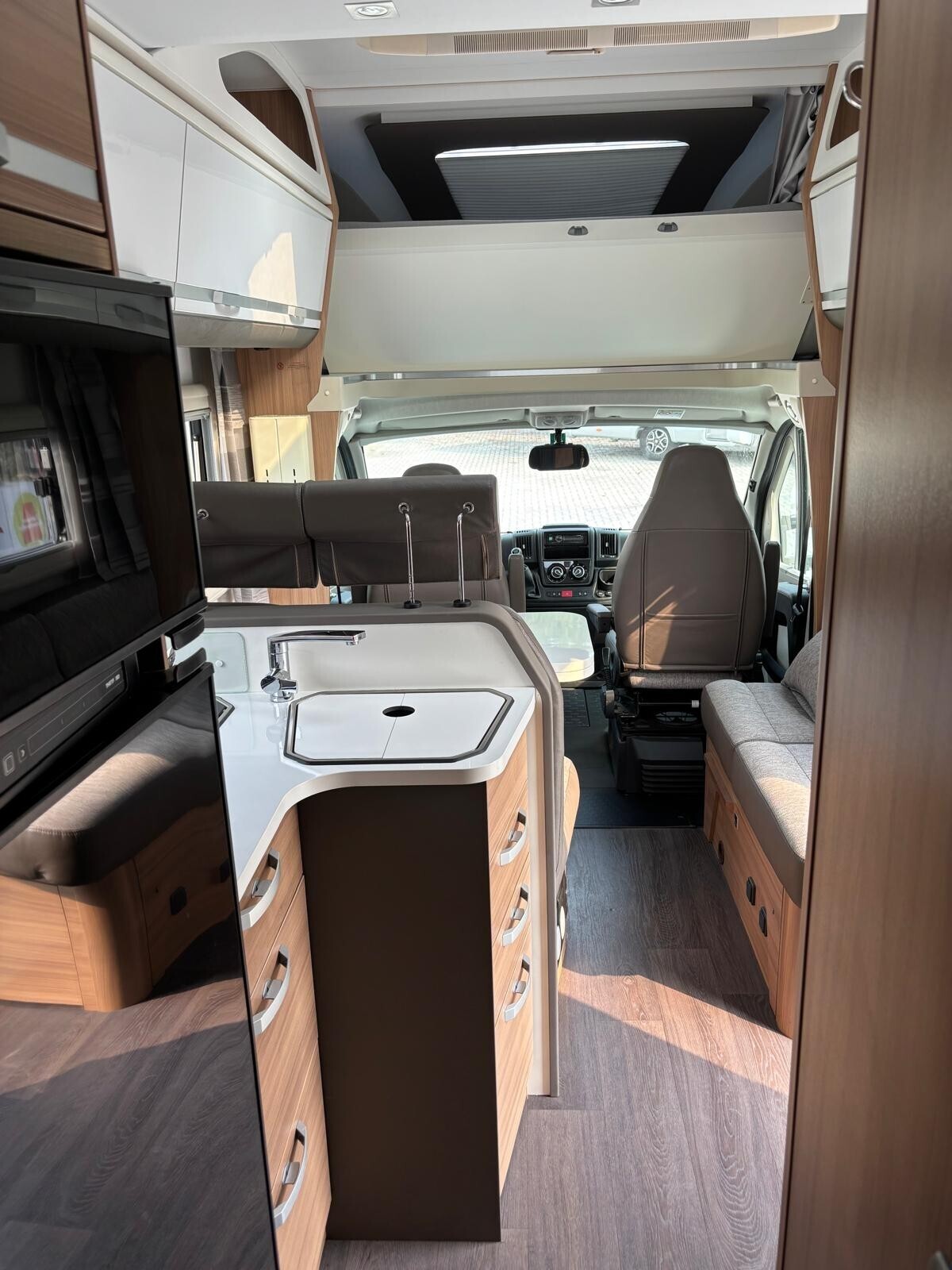 Adria CORAL XL 670 SP PLUS camper