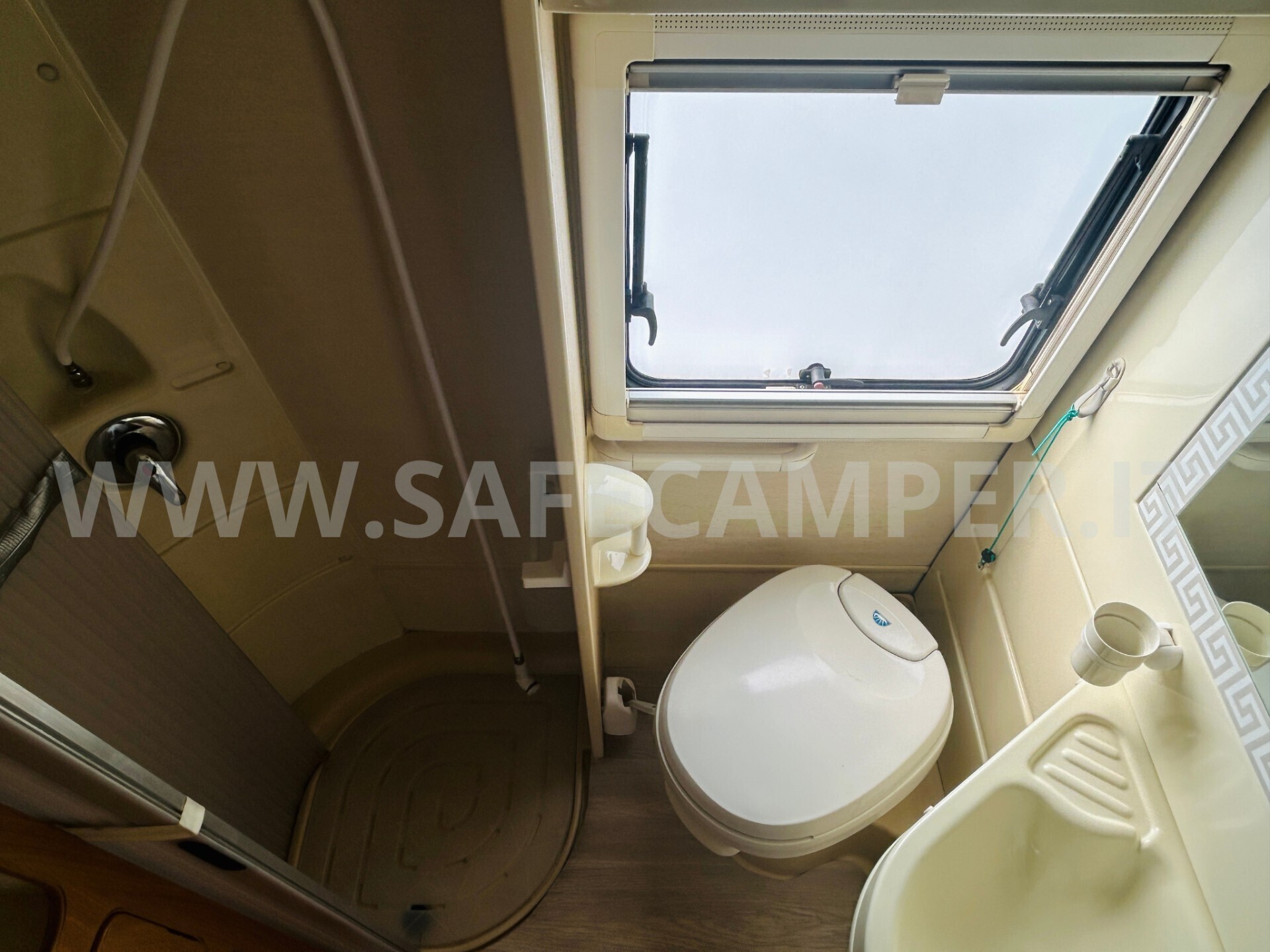 Laika Eco Vip 2.1 TW con portamoto